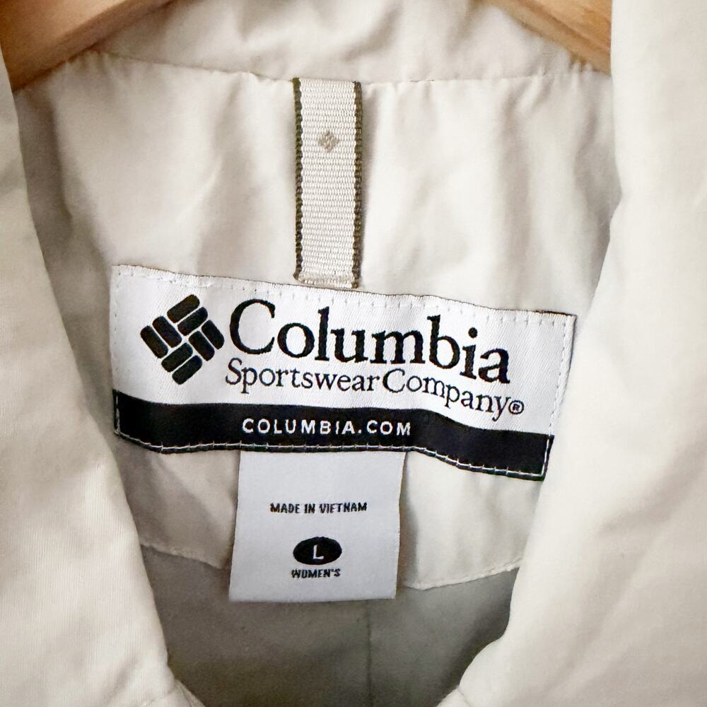 COLUMBIA | Beige Stone Tan Trench Coat Button Front Welt Pockets Womens | Large - Picture 6 of 9